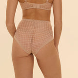 Simone Perele Plume Control Brief