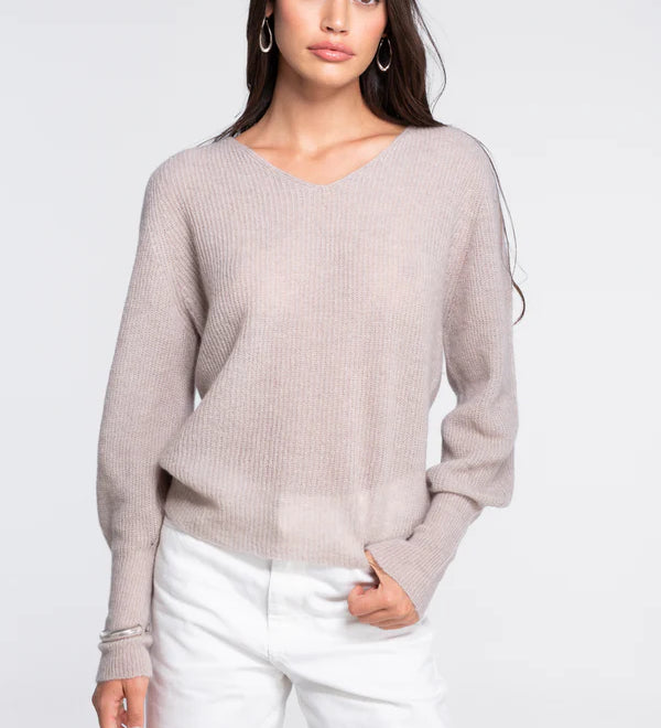 Oscalito V-Neck Pullover in Alpaca