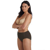 Naomi & Nicole Light Shaping Brief
