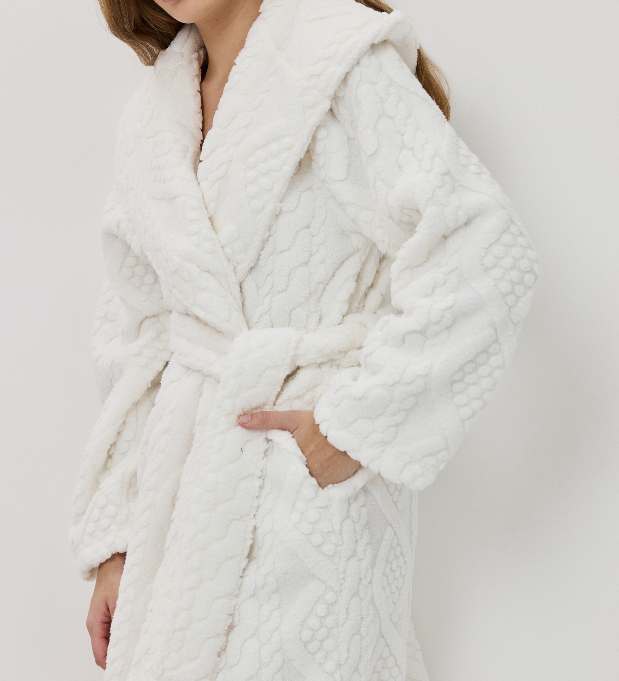 Aruelle Charme White Bathrobe