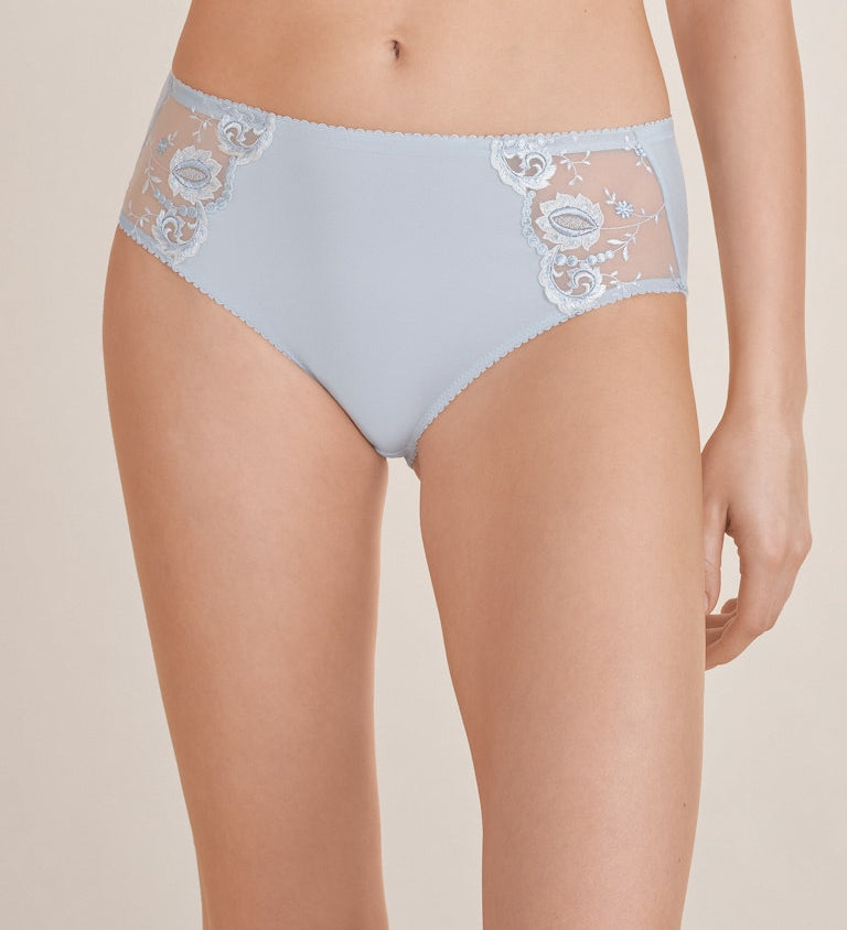 Conturelle Provence Brief