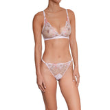 Huit Dalya Thong
