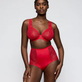 Primadonna Solisse Special Brief