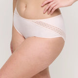 PrimaDonna Montara Full Brief